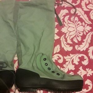 Military N-1B Extreme Cold Weather Mukluk Boots